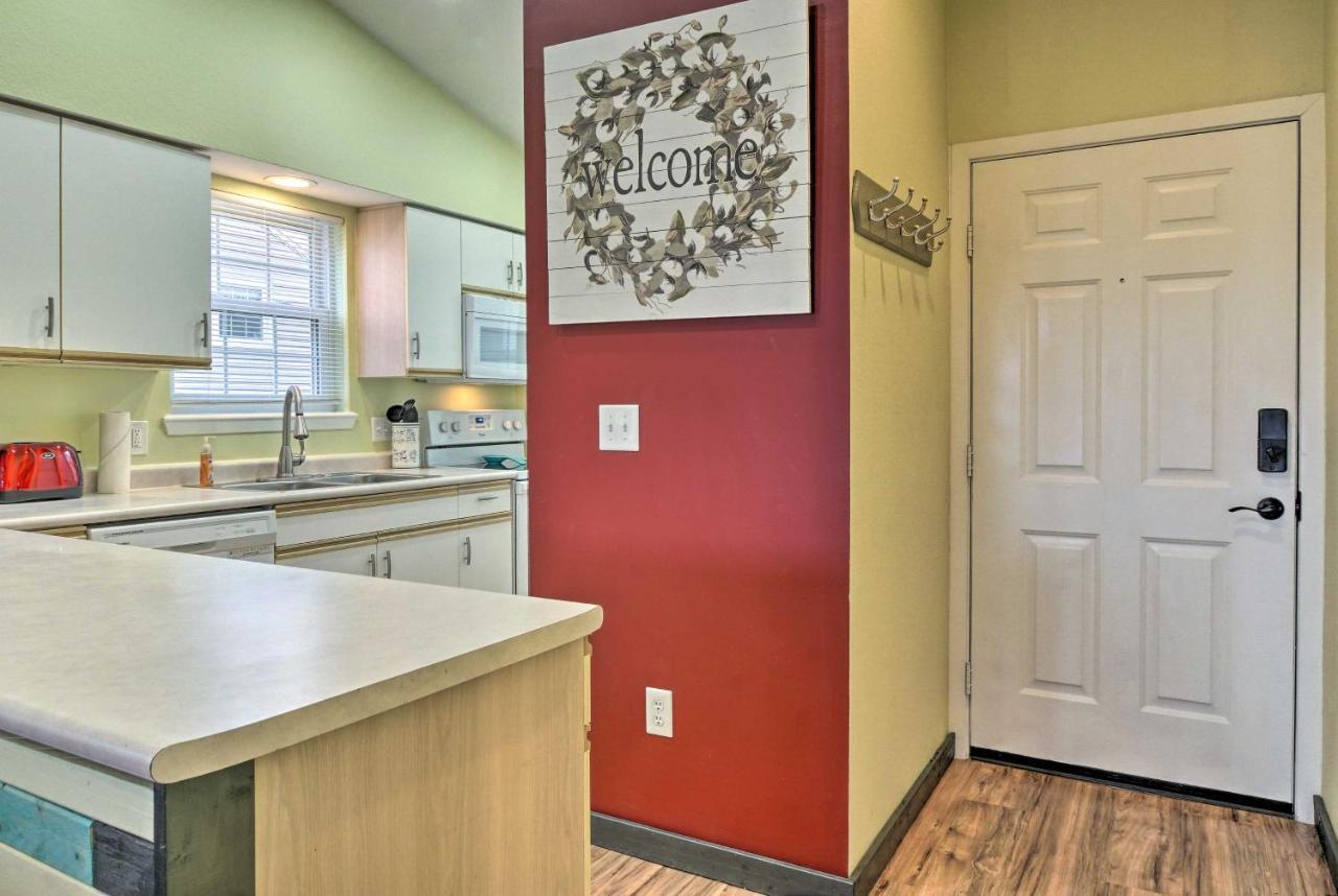 Vibrant Holiday Hills Resort Condo With Balcony Branson Exteriér fotografie
