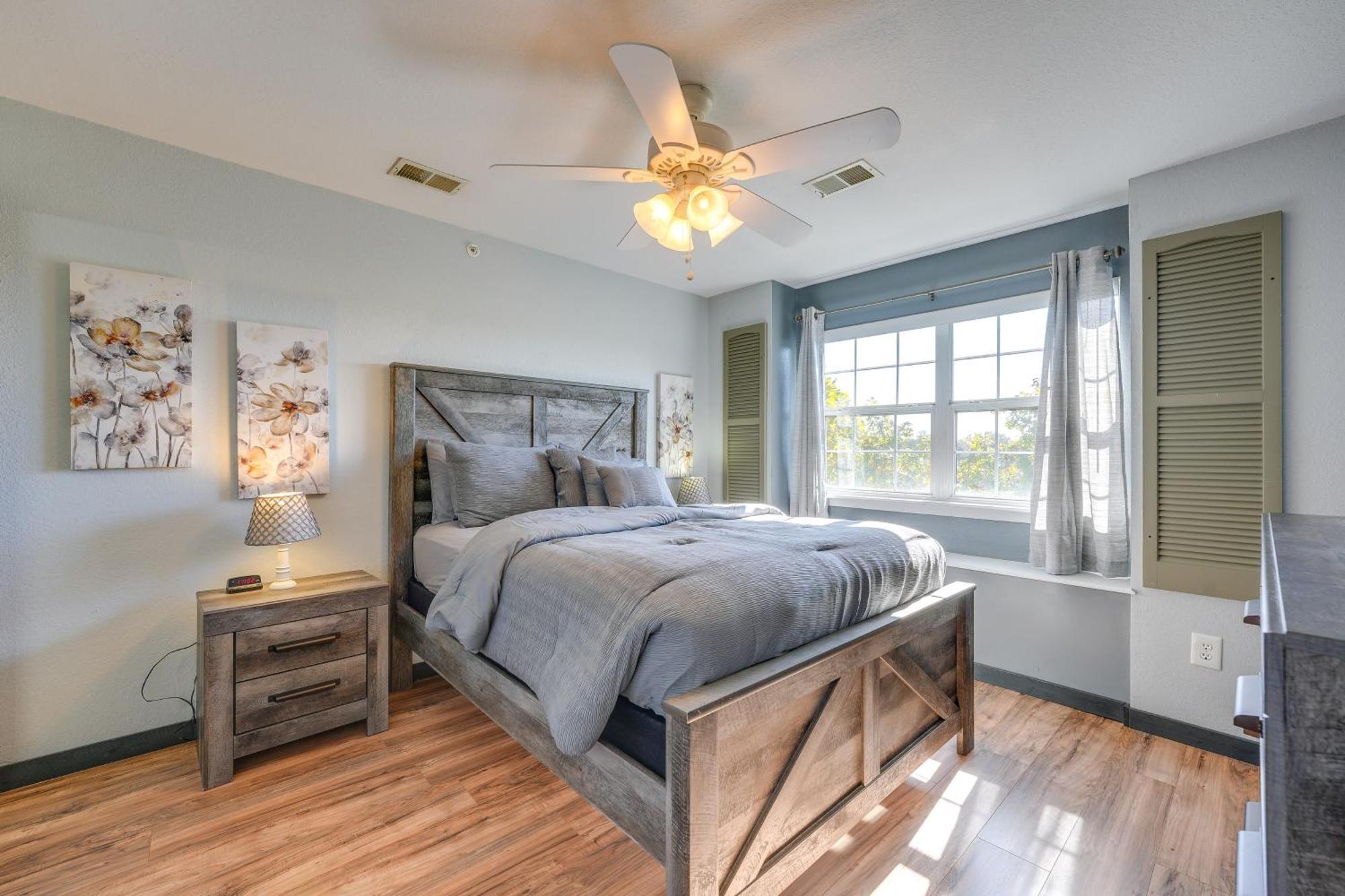 Vibrant Holiday Hills Resort Condo With Balcony Branson Exteriér fotografie