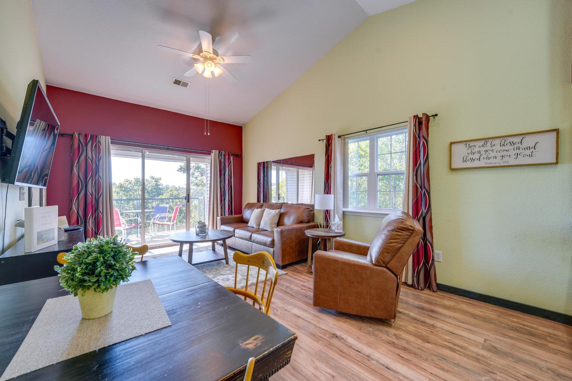 Vibrant Holiday Hills Resort Condo With Balcony Branson Exteriér fotografie